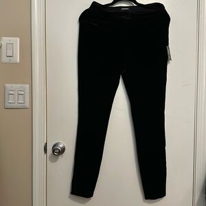 Black pants skinny high rise.